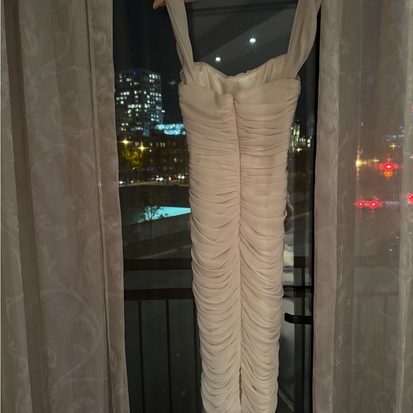 House of CB Ruched Draped Chiffon Ivory Dress size 4/S - Picture 3 of 3